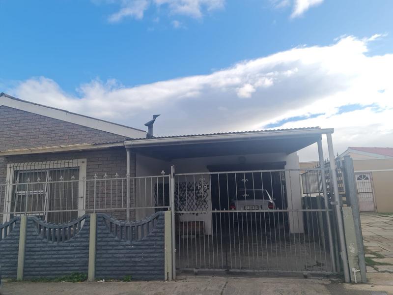 3 Bedroom Property for Sale in Mitchells Plain Central Western Cape